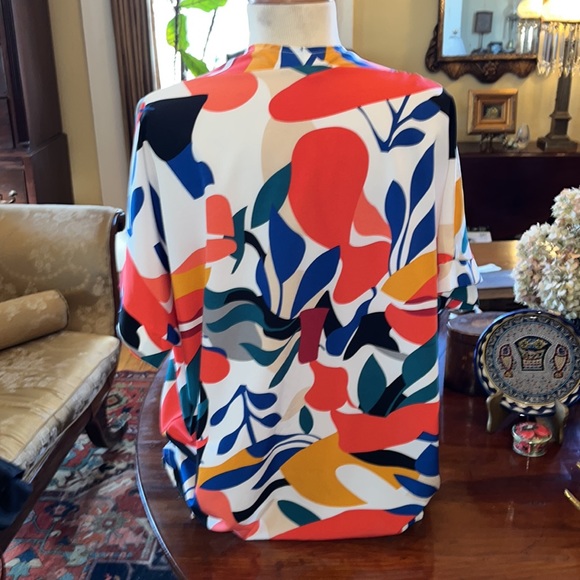Jodifl Colorful Flowy top - Picture 5 of 9